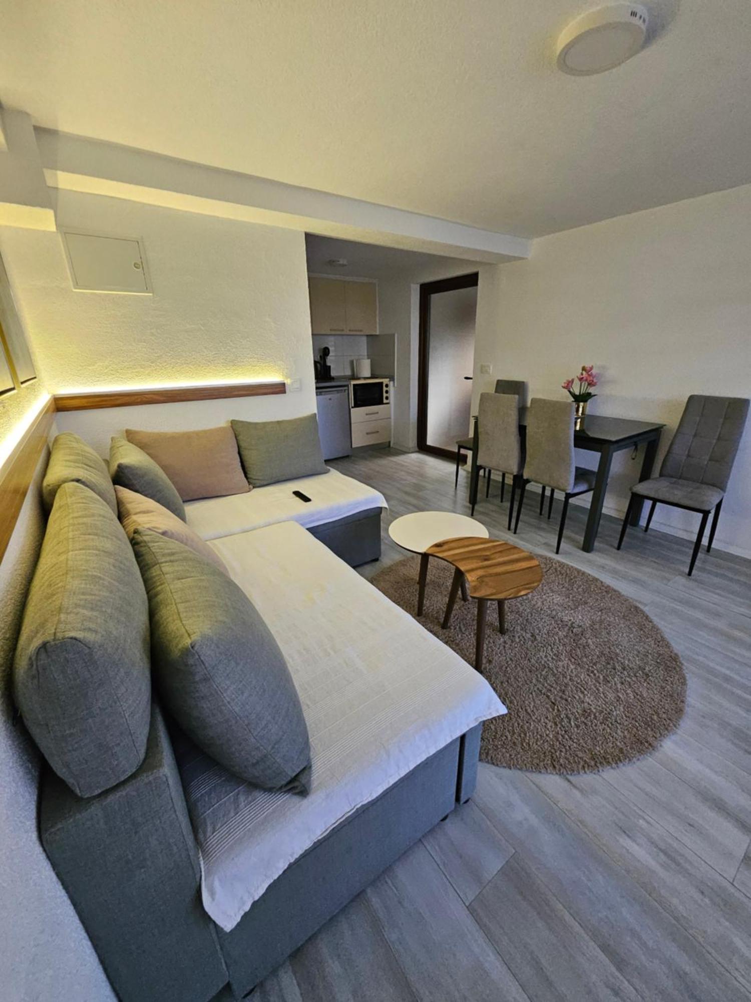 Joandi Apartments เกฟเกลียา ห้อง รูปภาพ